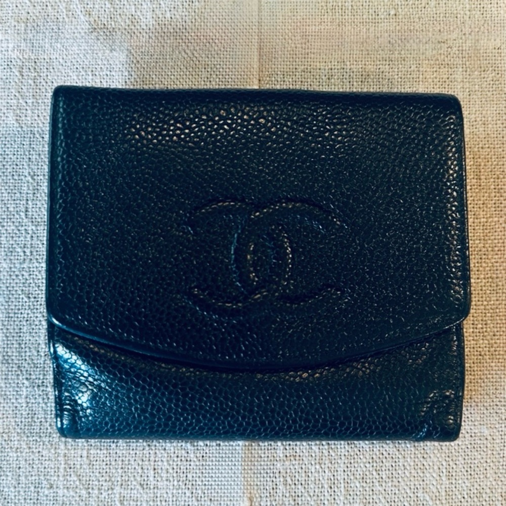 CHANEL Black Caviar Wallet